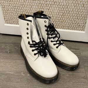 New Never Worn Dr. Martens White Lace Up Boots